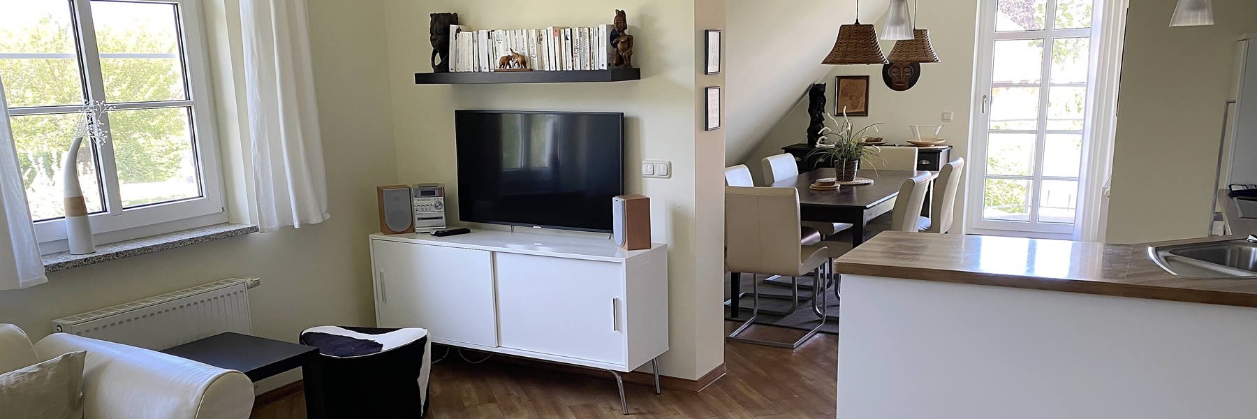 Haus Emily - Ferienwohnung Weiss